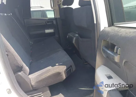 2007 Toyota Tundra Sr5 V8 z USA, uszkodzony, nr VIN 5TFRV54137X025887